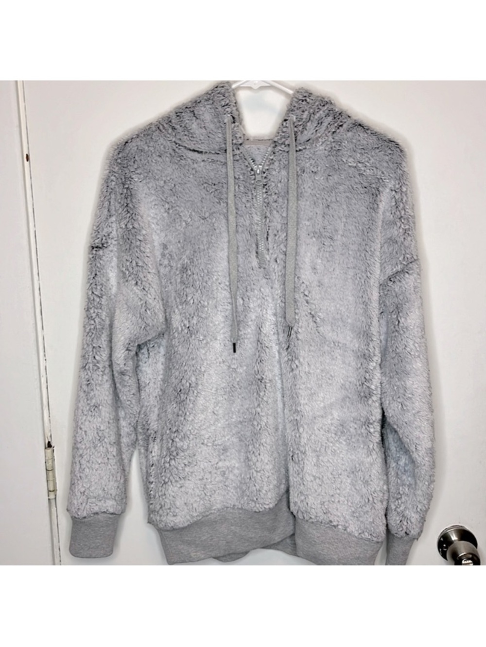 aerie Plush Light Gray Zip-Up Hoodie
